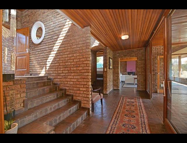 7 BEDROOM HOUSE FOR SALE IN BENMORE GARDENS